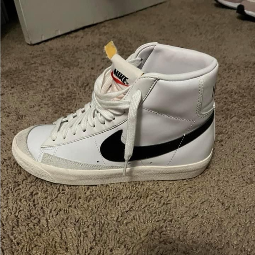 Woman’s Nike Blazer